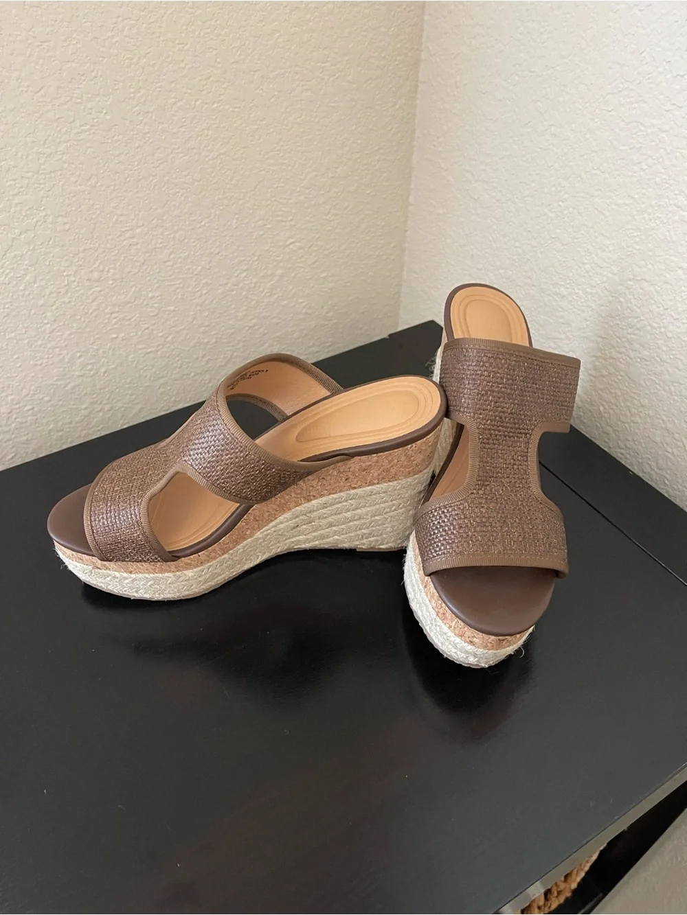 Adrienne Vittadini Brown Woven Platform Slide Sandals